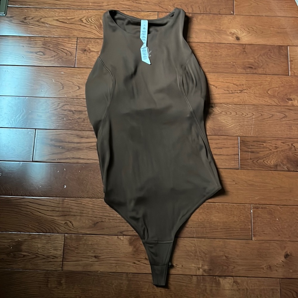 High-Neck Tight-Fit Shelf Bodysuit, Java, 6